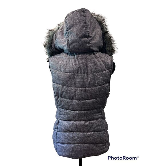 Faux Fur Vest by Green Tea - Picture 6 of 10